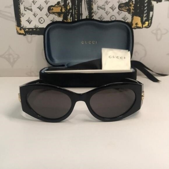 New Authentic Gucci GG1401S 001 Black Cat-Eye Sunglasses Grey Lenses - Picture 7 of 12